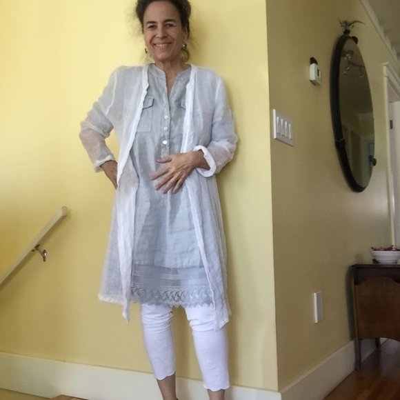 Meet this Posher - Picture 3 of 7